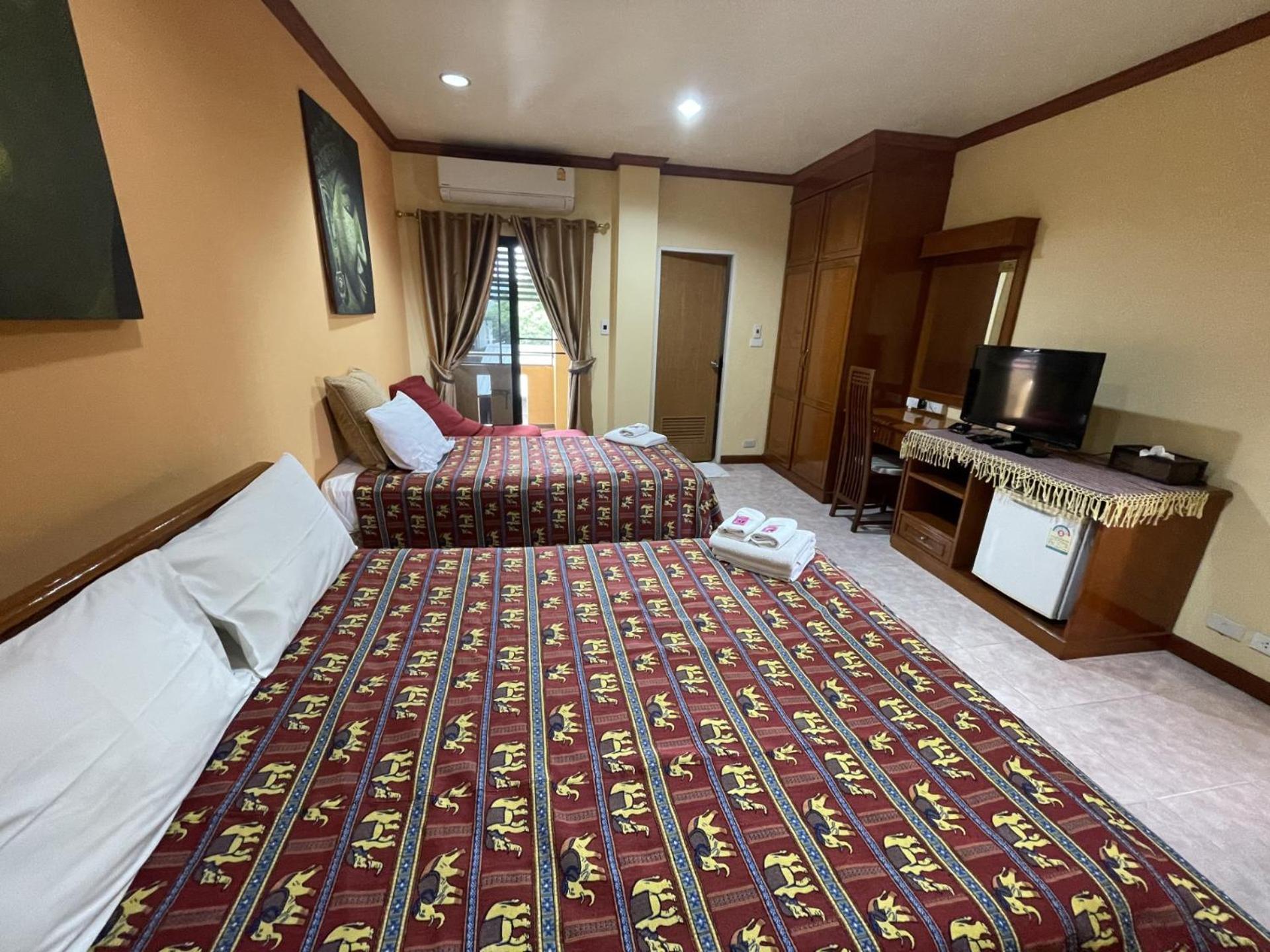 Mini Cost Apartment&Guesthouse Чиангмай Екстериор снимка