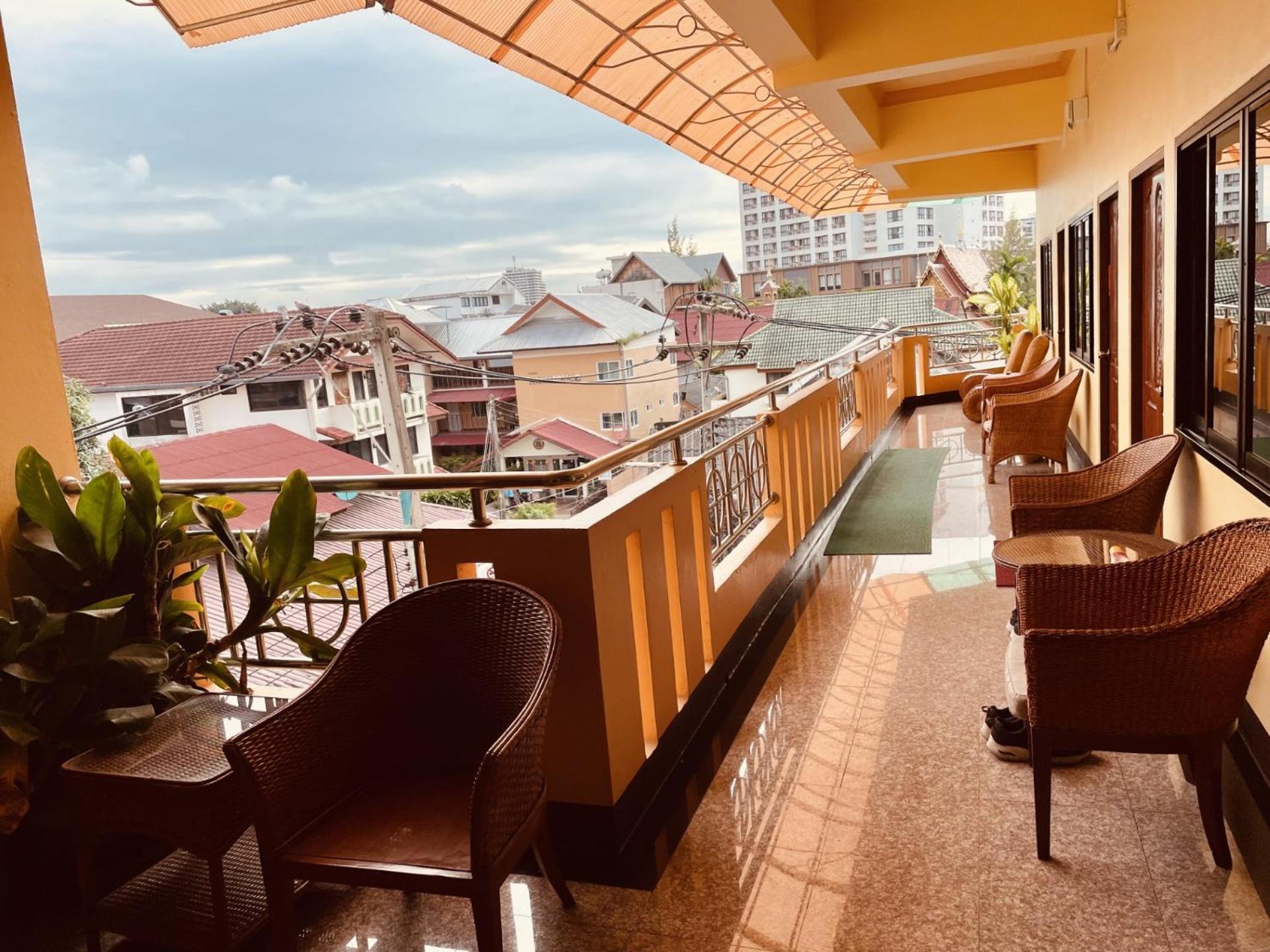 Mini Cost Apartment&Guesthouse Чиангмай Екстериор снимка