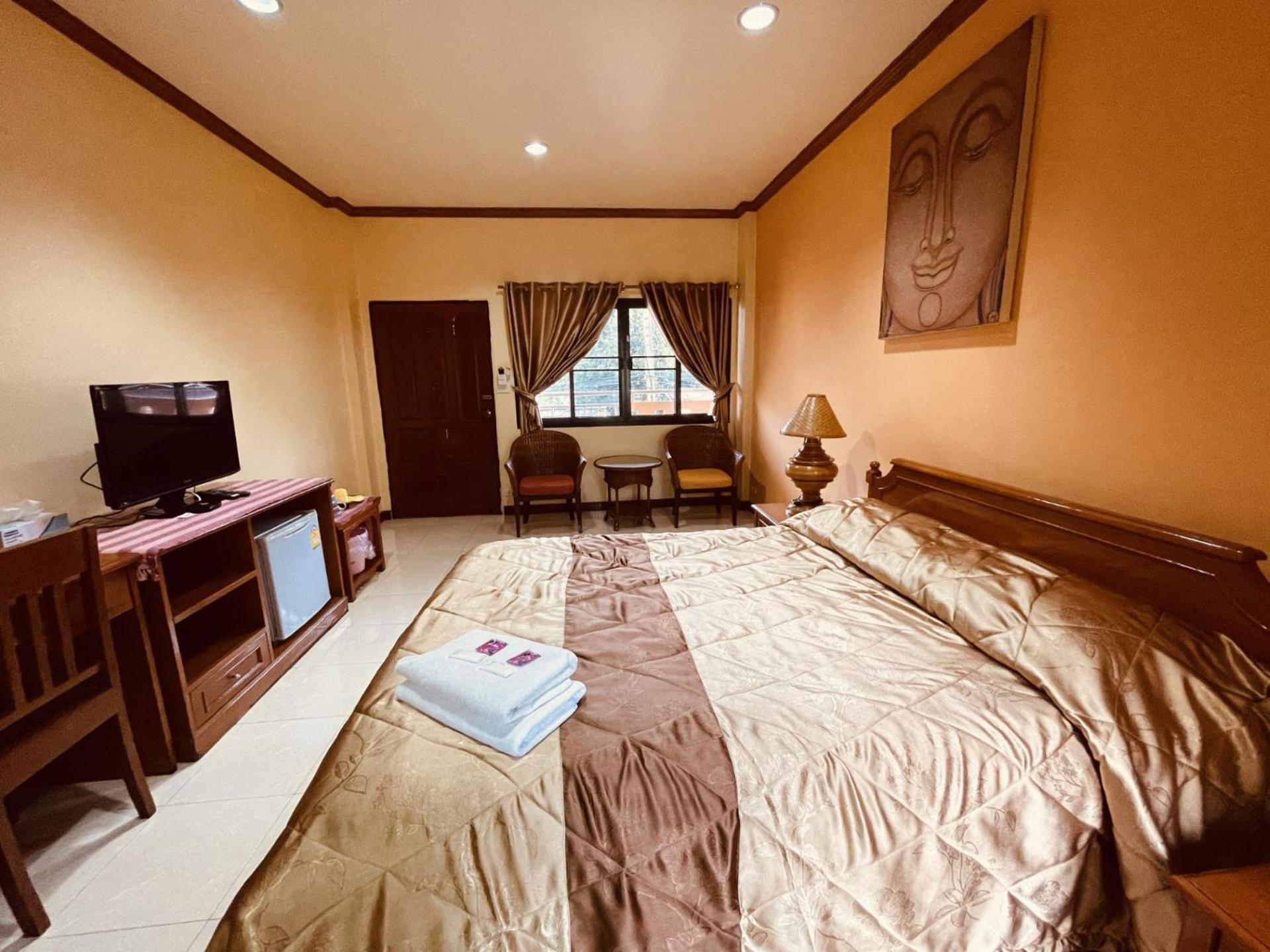 Mini Cost Apartment&Guesthouse Чиангмай Екстериор снимка